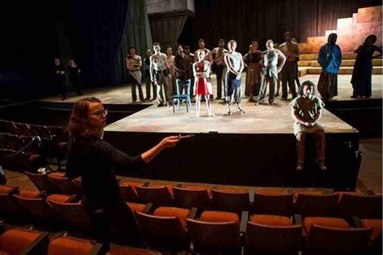 A Group Of Students Participating In A Theatre Directing Workshop The Cambridge To Theatre Directing (Cambridge s To Literature)