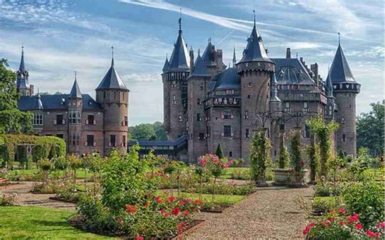 De Haar Castle A Family Exploring The Castle's Gardens Utrecht CHILDREN: Travel Guide Anika Redhed