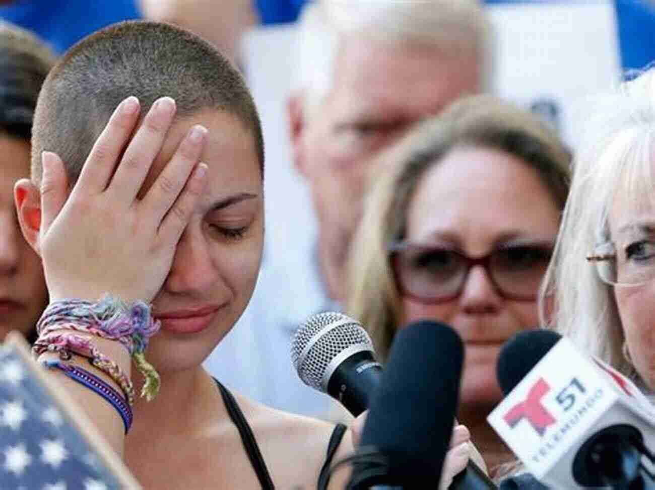 Emma Gonzalez A Voice For Gun Control Kids Who Are Changing The World: Ready To Read Level 3 (You Should Meet)