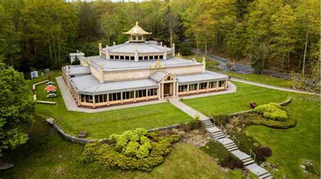 Jade Buddha Temple In New York City The Buddhist Guide To New York: Where To Go What To Do And How To Make The Most Of The Fantastic Resources In The Tri State Area