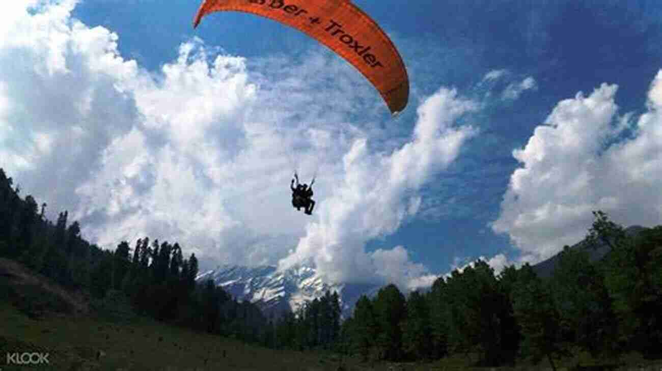 Paragliding In Solang Valley Soar High In The Sky 20 Things To Do In Manali (20 Things (Discover India) 9)