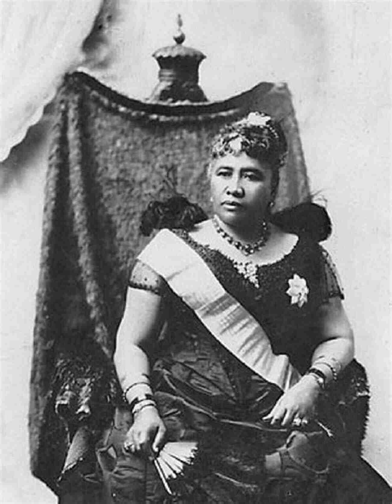 The Last Queen Of Hawaii, Liliuokalani, Adorned With A Traditional Hawaiian Floral Crown Lost Kingdom: Hawaii S Last Queen The Sugar Kings And America S First Imperial Adventure